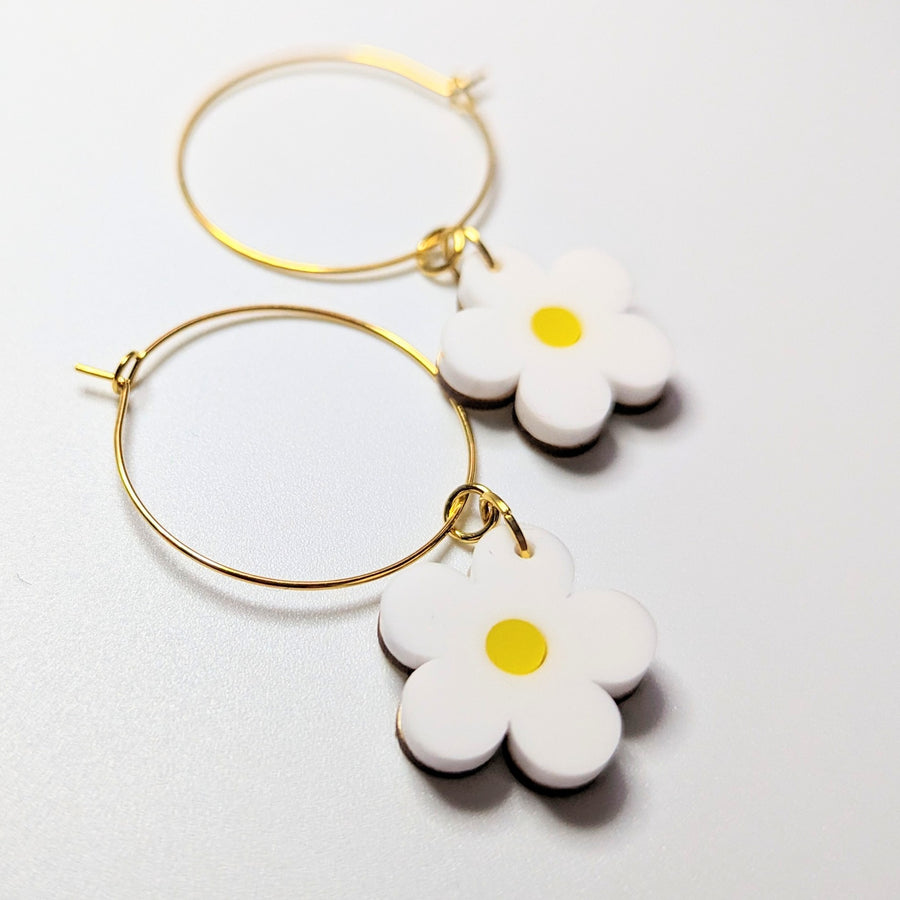 White & Yellow Daisy Acrylic Hoop Earrings