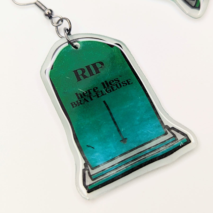 Semi Translucent "Brat"-legeuse Beetlejuice x Brat Inspired Headstone Drop Earrings