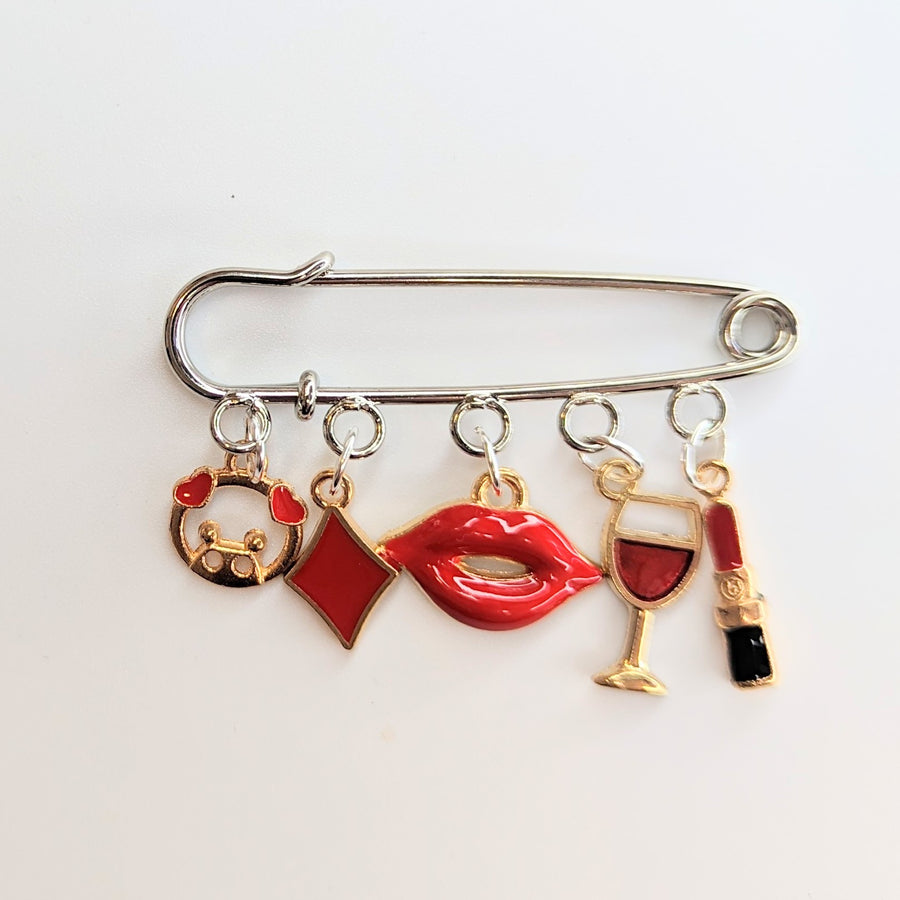 Kilt Pin Charm Brooch