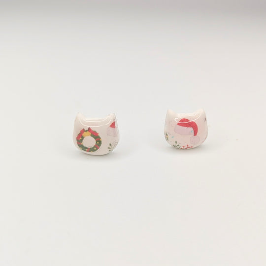 White Christmas Print Cat Face Stud Earrings