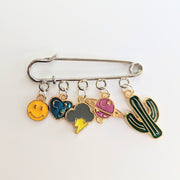 Kilt Pin Charm Brooch